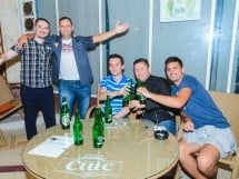 Distracţie la Window Pub