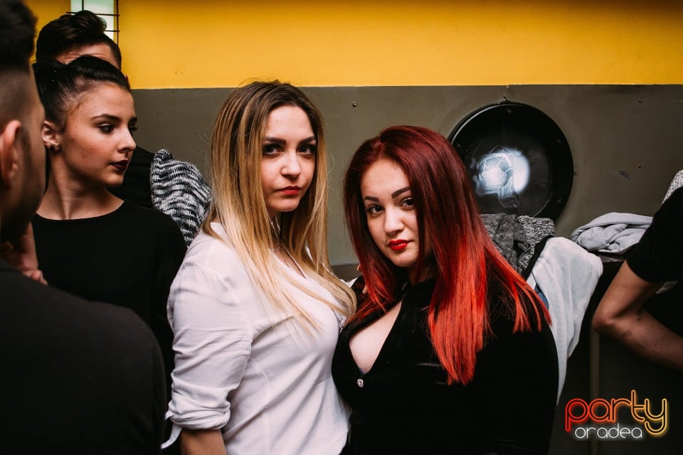 Distracție la Yellow, 