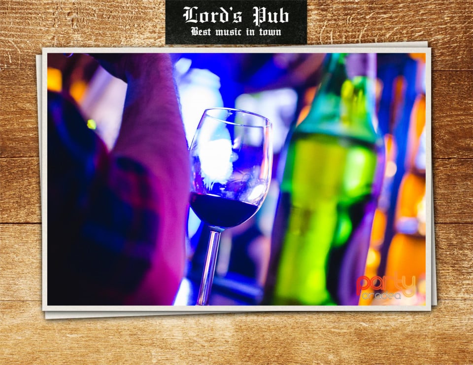 Distracţie în Lord's Pub, Lord's Pub
