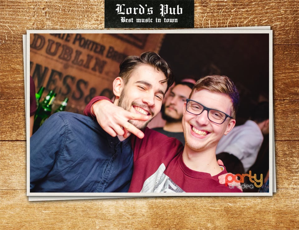 Distracţie în Lord's Pub, Lord's Pub