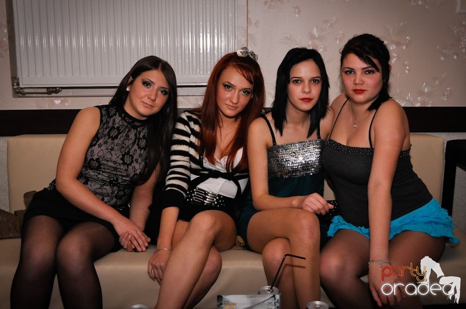 Distracţie maximă în Club Dizalya, 