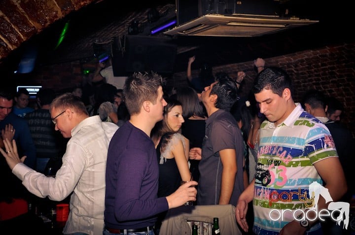 Distracţie până în zorii zilei,