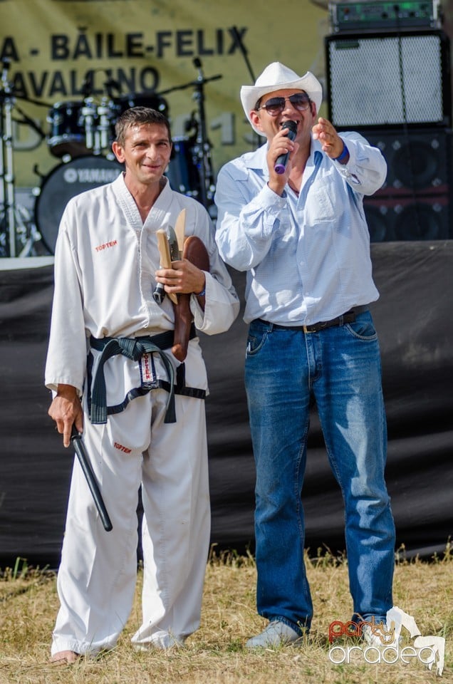 Distractie si concursuri la Rodeo, Băile Felix