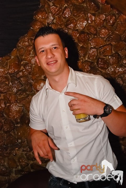 Distracţie şi voie bună în Downtown, 