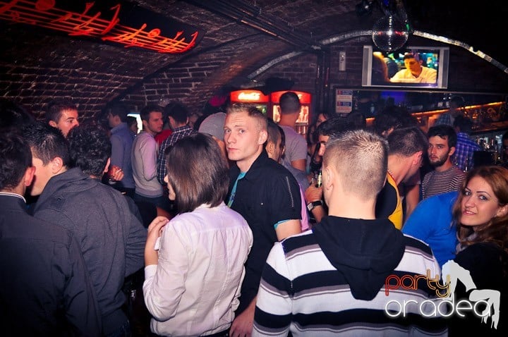 Distracţie şi voie bună în Escape, 