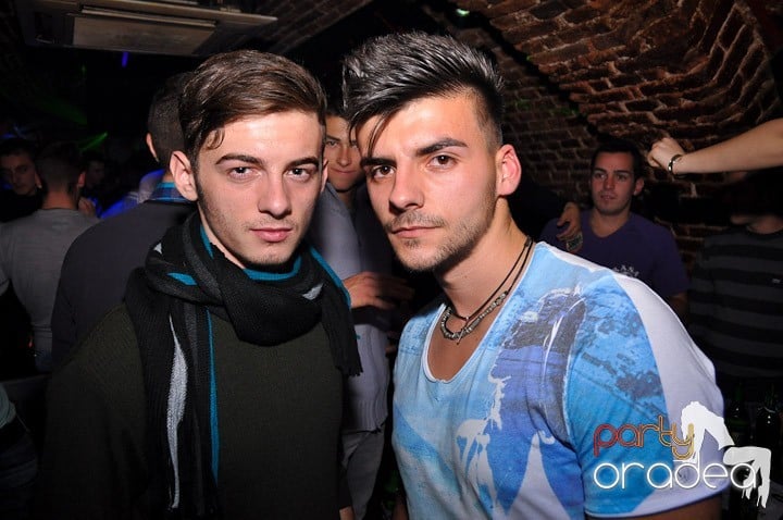 Distracţie şi voie bună în Escape, 