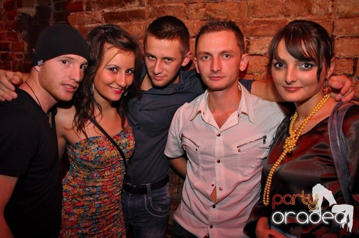 Distracţie şi voie bună în Escape, 