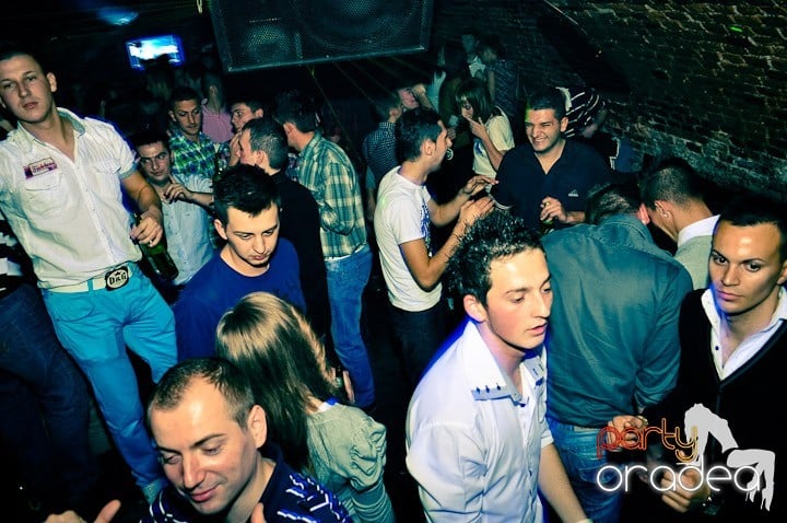 Distracţie şi voie bună în Escape, 