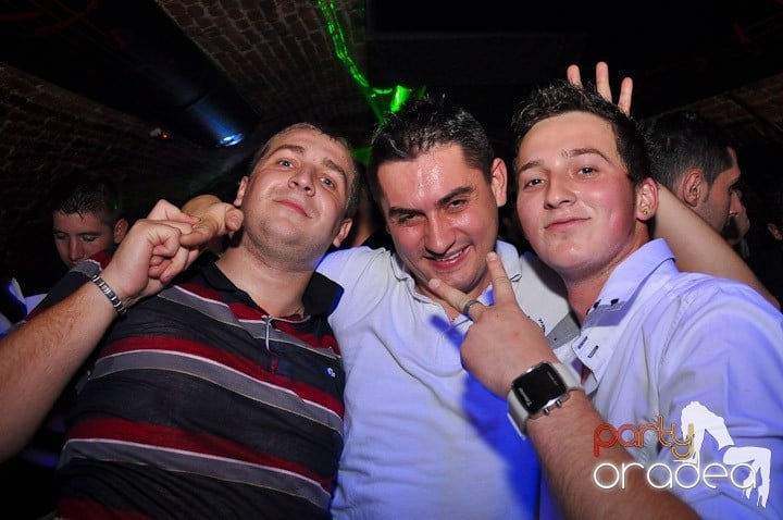 Distracţie şi voie bună în Escape, 