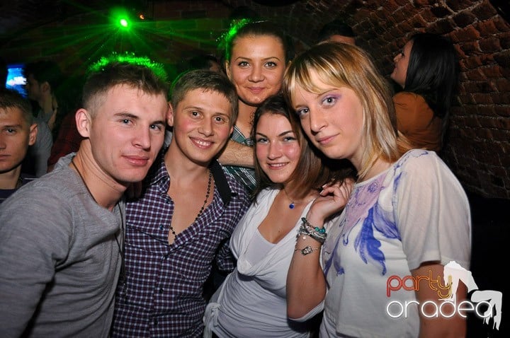 Distracţie şi voie bună în Escape, 