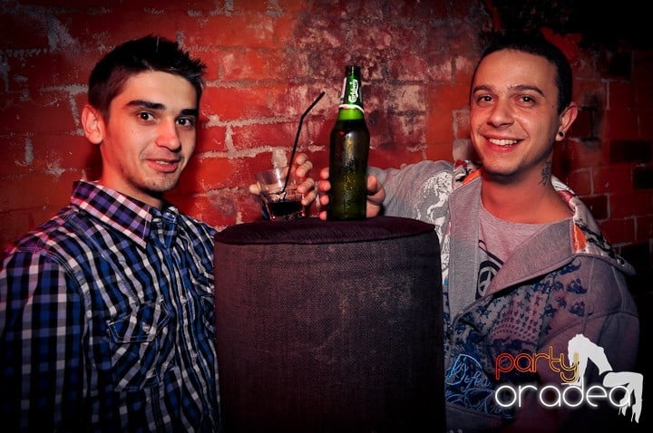 Distracţie şi voie bună în Escape, 