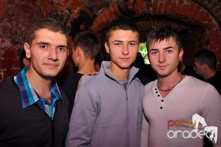 Distracţie şi voie bună în Escape, 