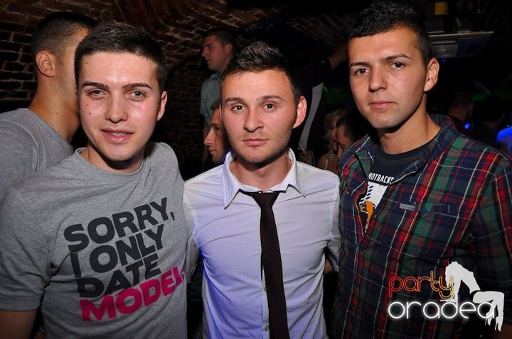 Distracţie şi voie bună în Escape, 