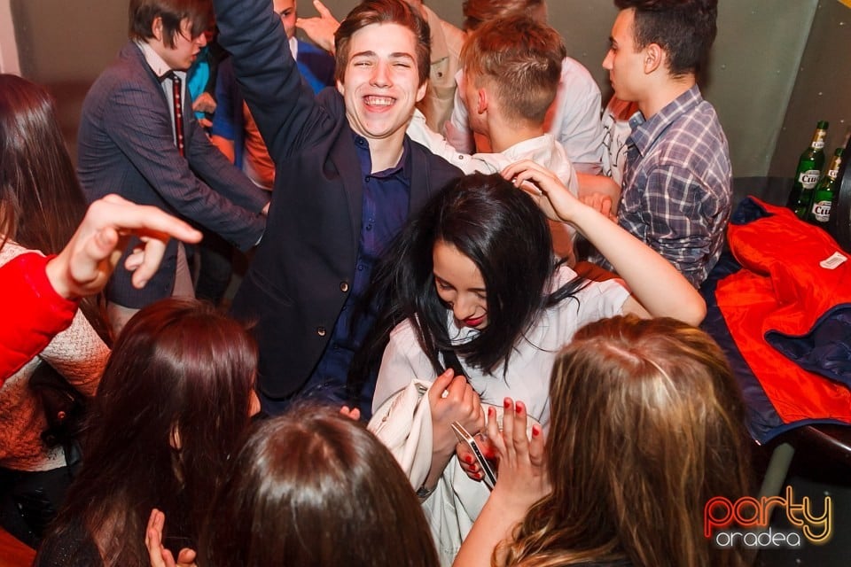 Distracţie şi voie bună în Yellow, 