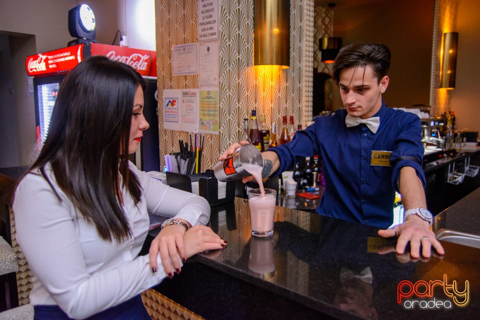 Distracţie Vineri Seara în Grandezza, Grandezza - Caffe & Lounge