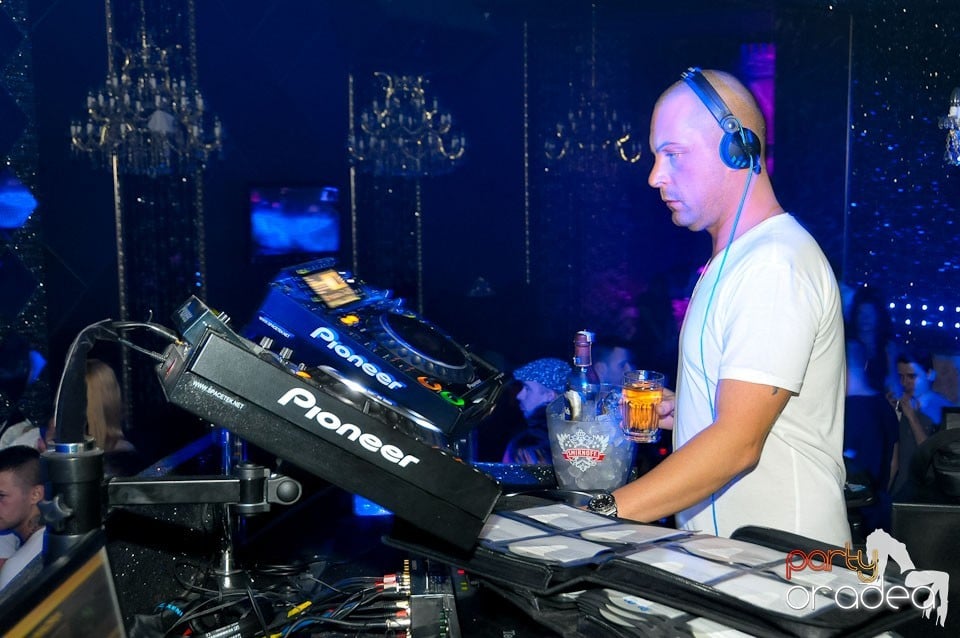 DJ Adrian Eftimie în The One,