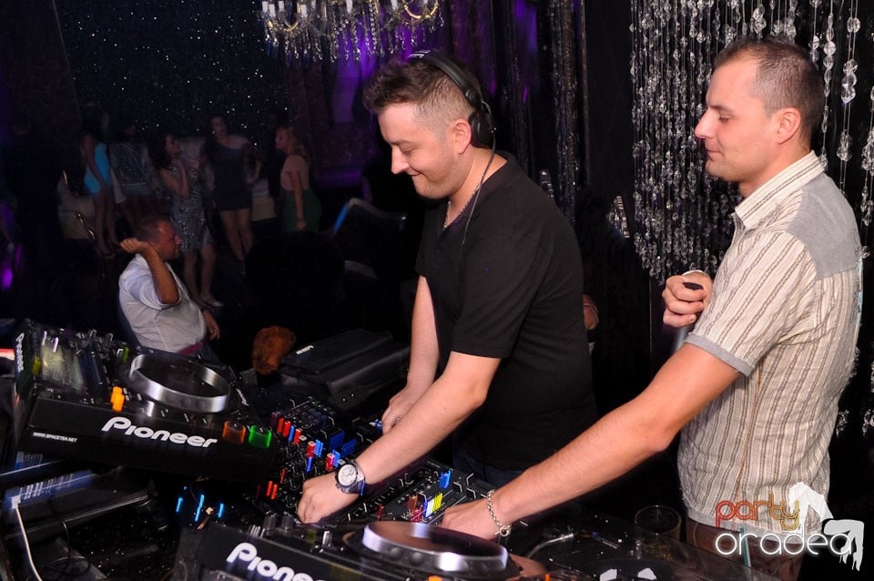 DJ Alexinno în Club The One, 