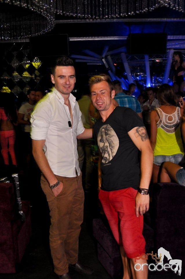 DJ Alexinno în Club The One, 