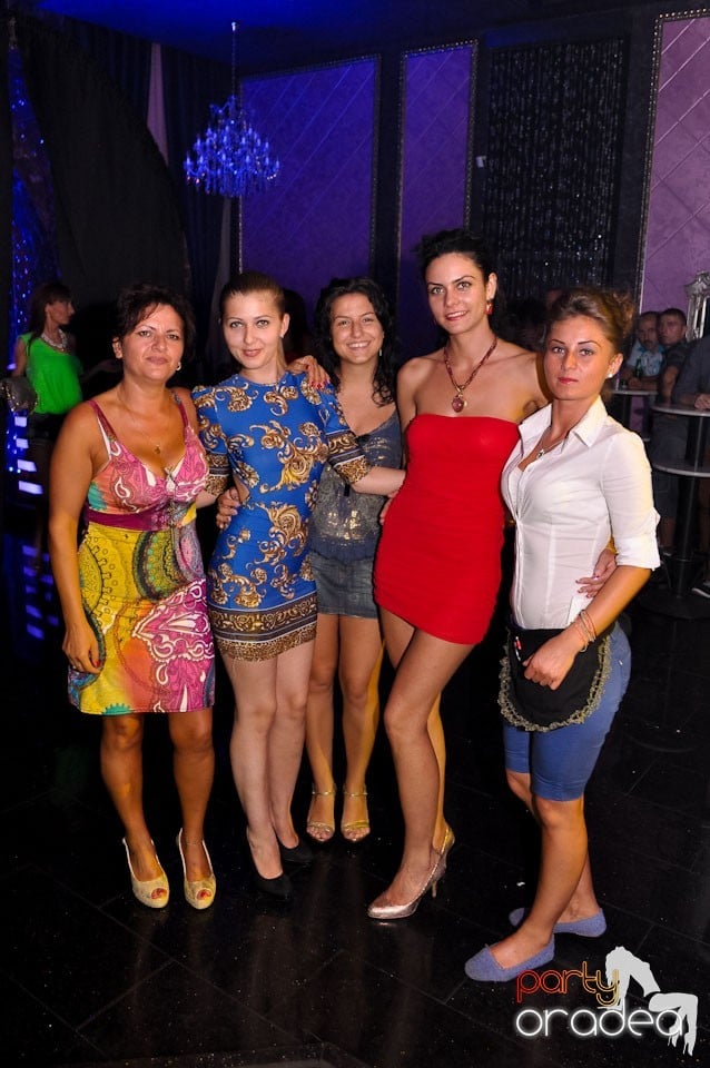 DJ Alexinno în Club The One, 