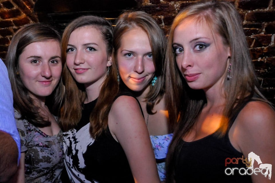 DJ Bíró în Club Escape, 