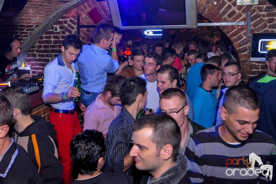 DJ Bíró în Club Escape,