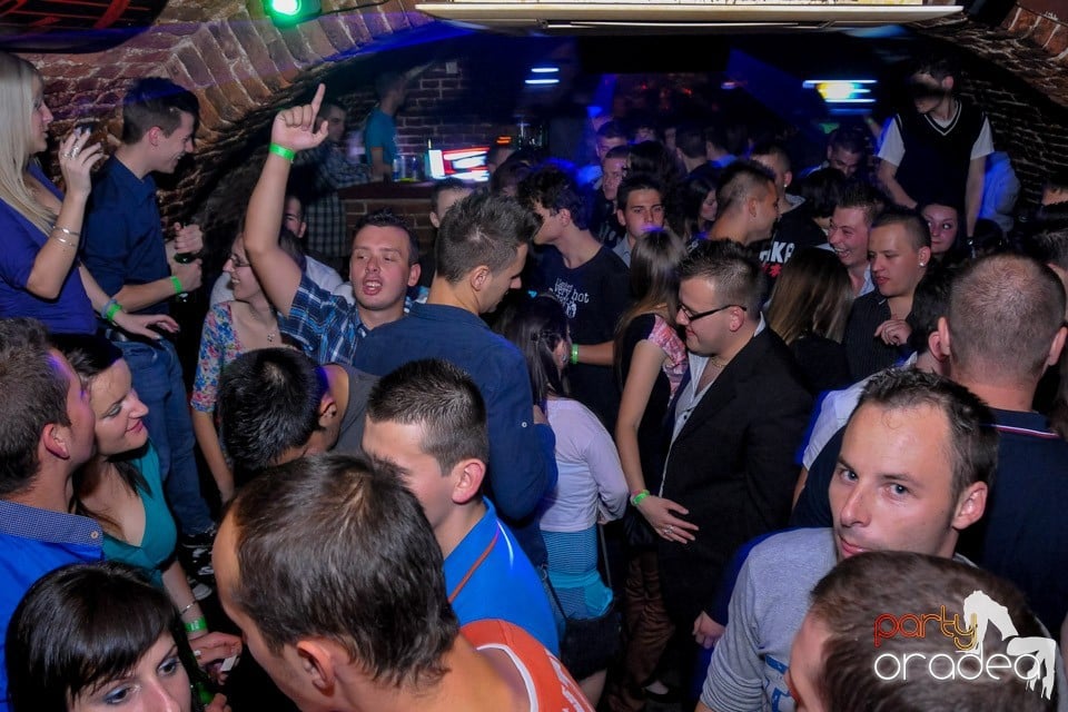 DJ Bíró în Club Escape,