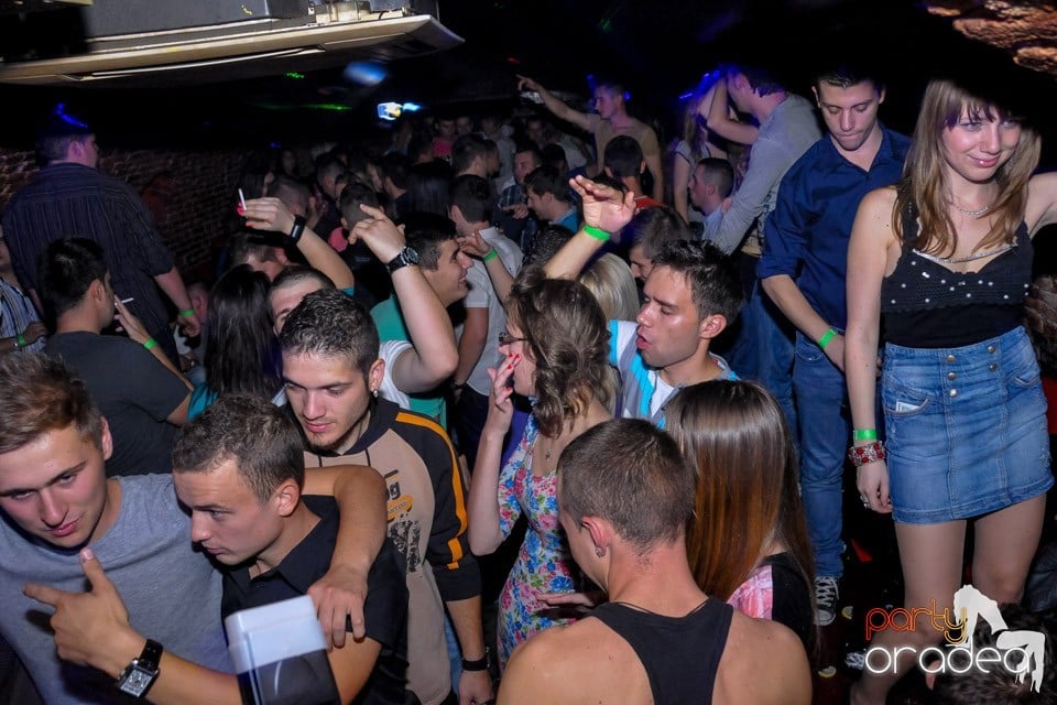 DJ Bíró în Club Escape, 