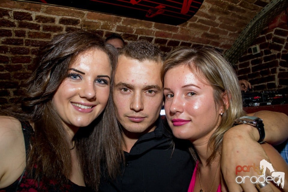 DJ Bíró în Club Escape, 