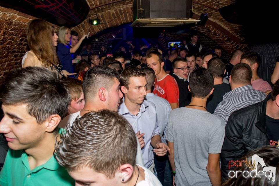 DJ Bíró în Club Escape,
