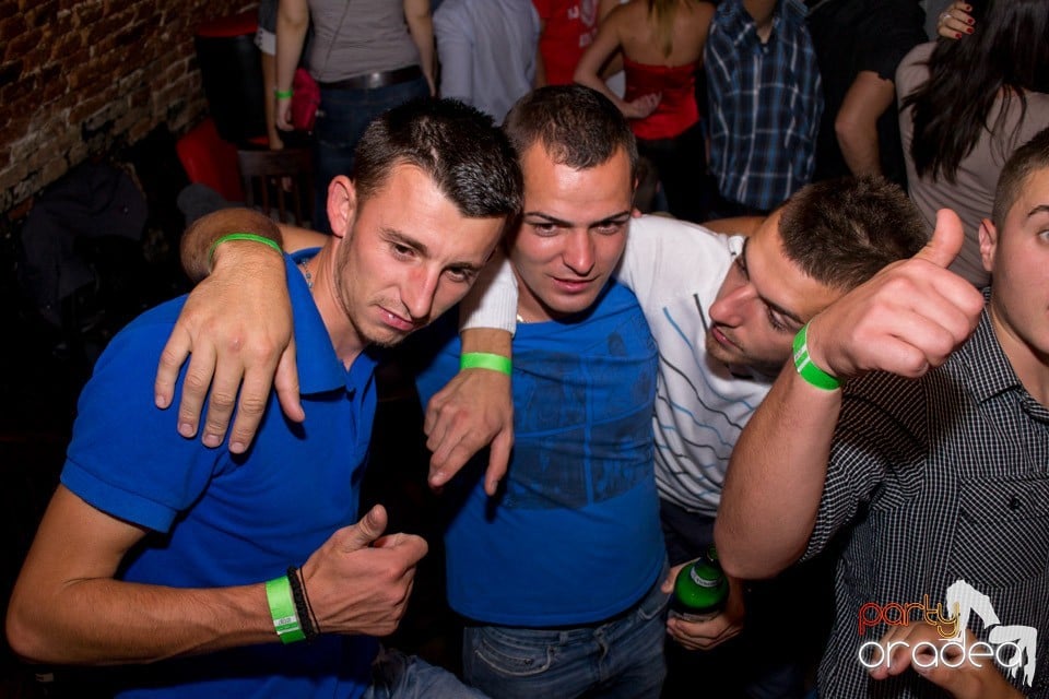 DJ Bíró în Club Escape,