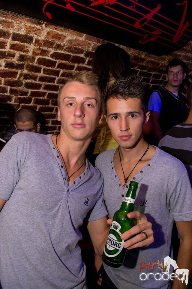 DJ Bíró în Club Escape,