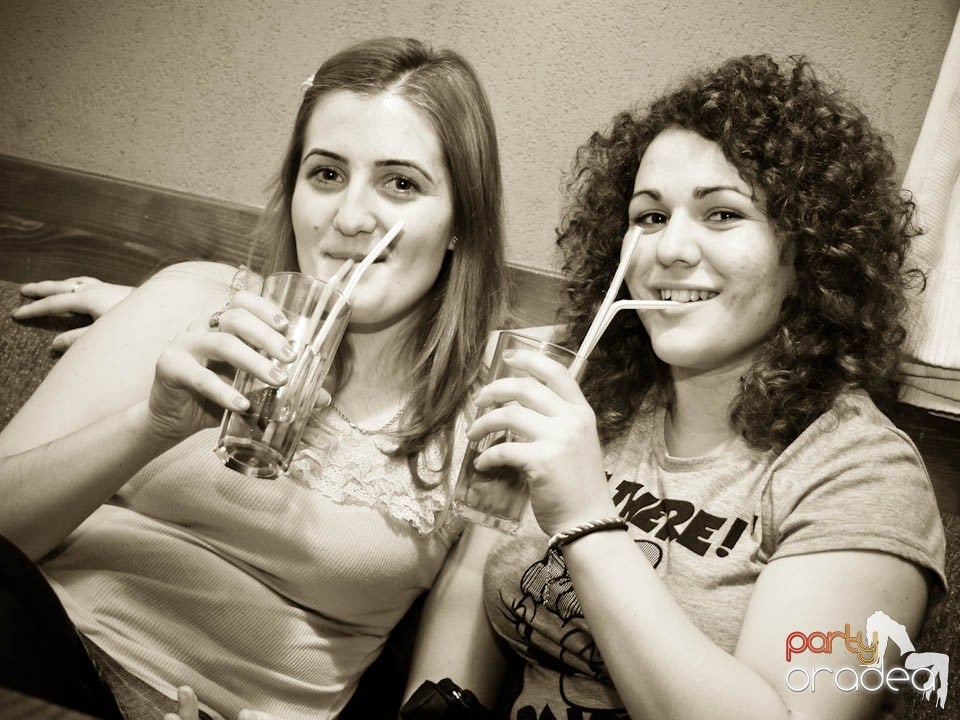 DJ Cristiano la butoane în Chanson, 