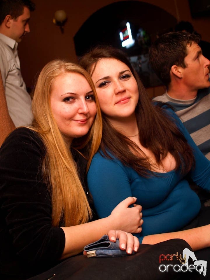 DJ Cristiano la butoane în Chanson, 