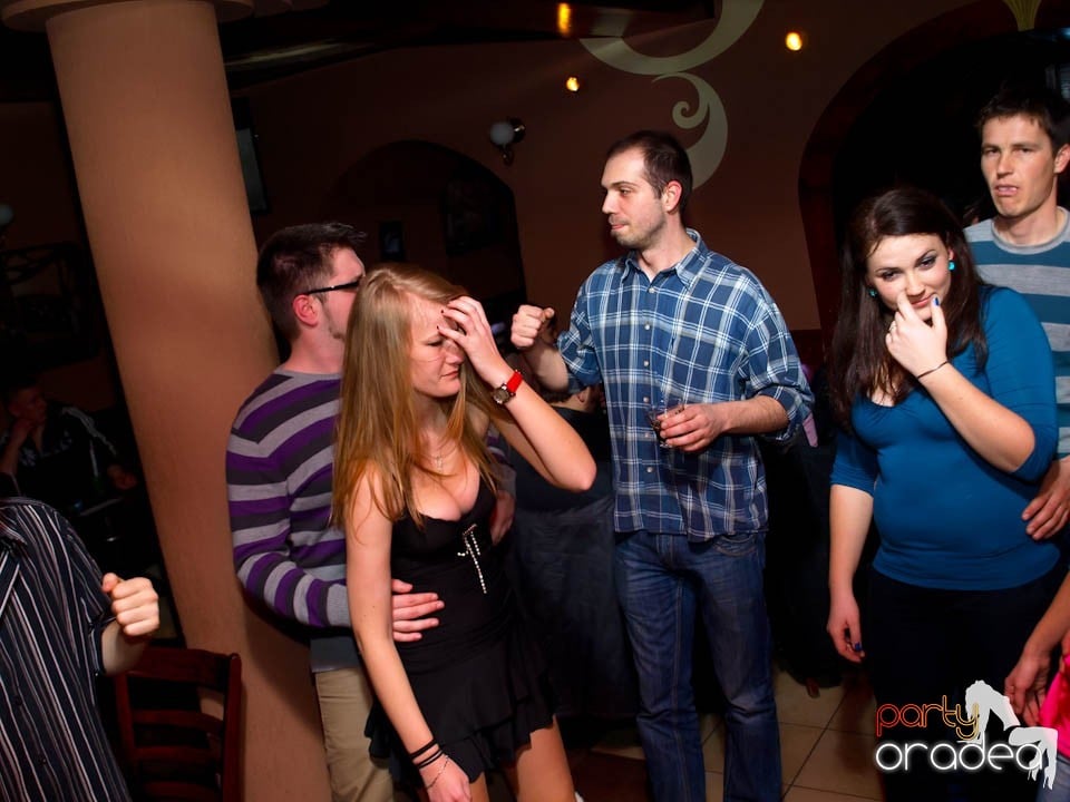 DJ Cristiano la butoane în Chanson, 