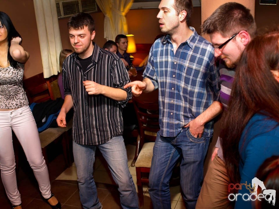 DJ Cristiano la butoane în Chanson, 