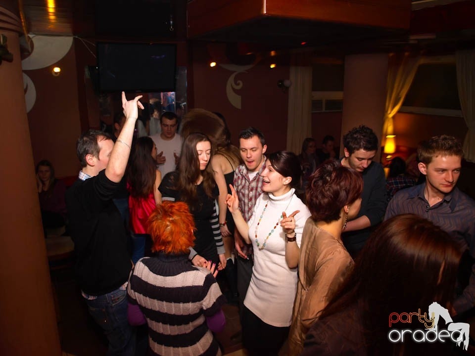 DJ Cristiano la butoane în Chanson, 