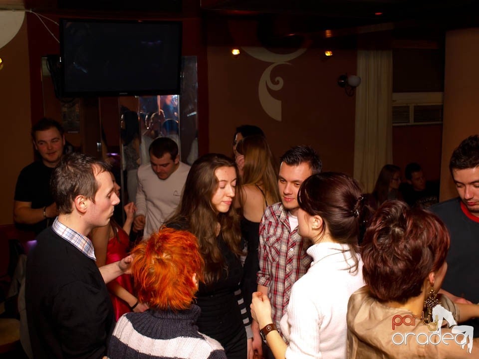 DJ Cristiano la butoane în Chanson, 