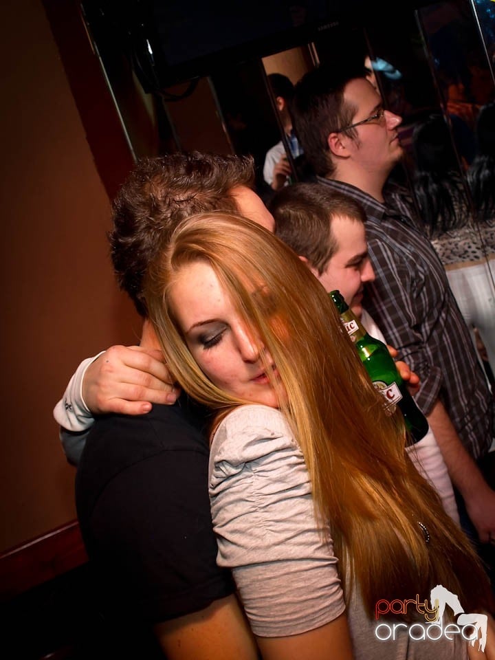 DJ Cristiano la butoane în Chanson, 