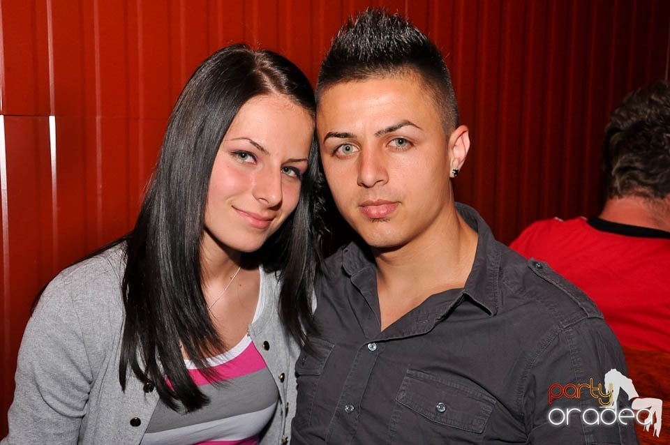 DJ Deka feat. Gabriella în Disco Faház,