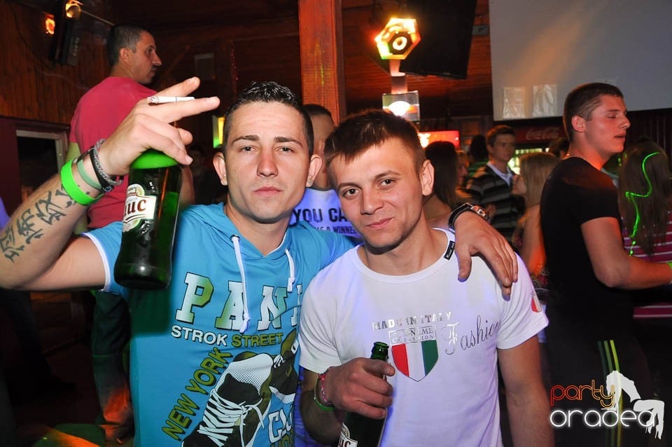 DJ Deka feat. Gabriella în Disco Faház,