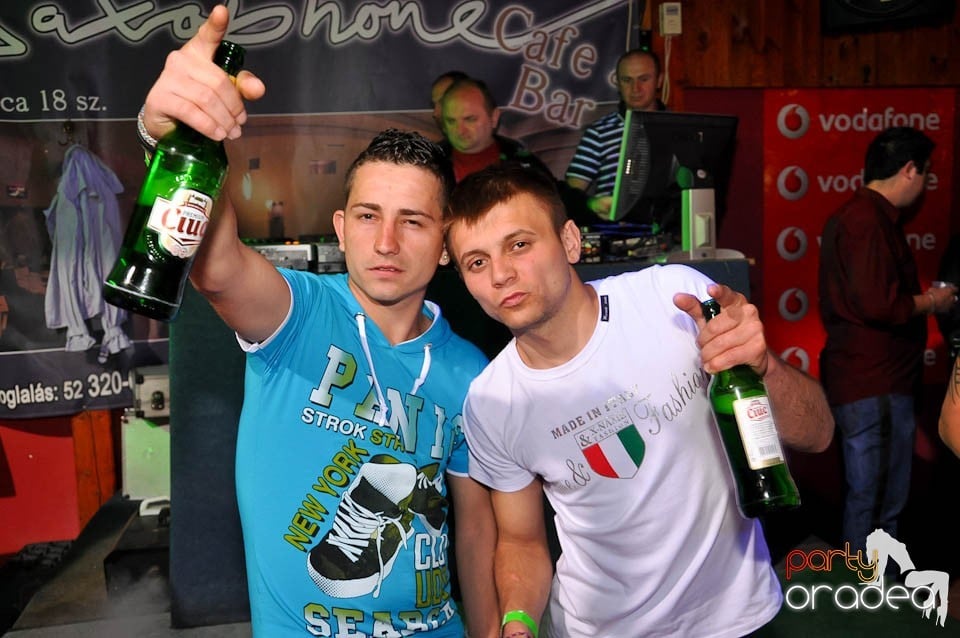 DJ Deka feat. Gabriella în Disco Faház,