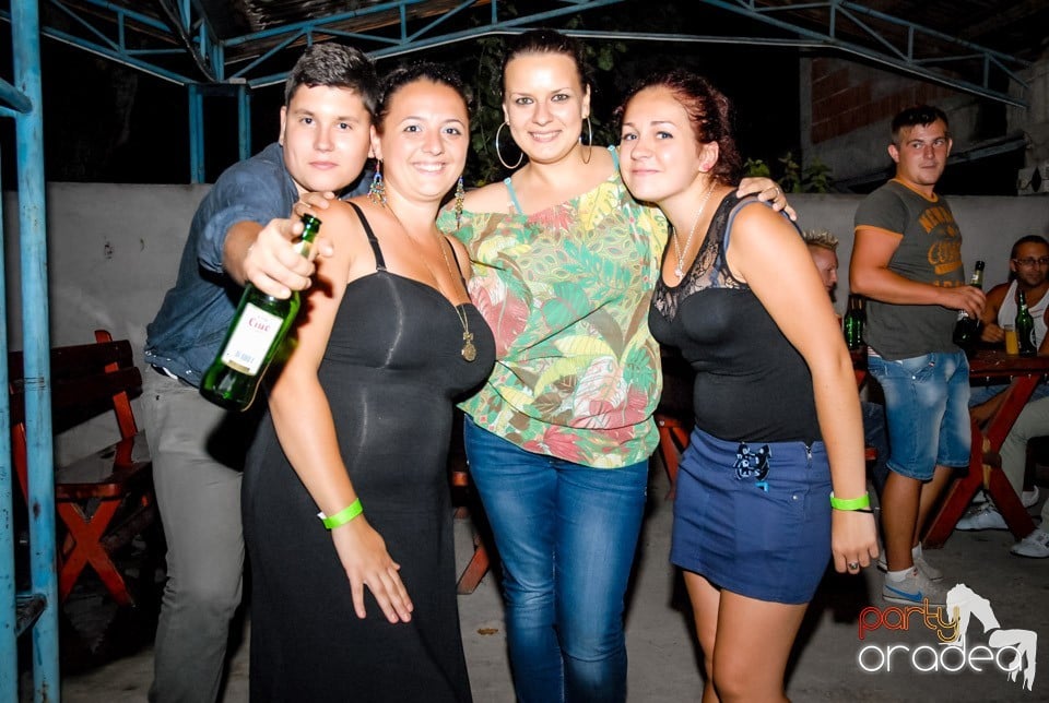 Dj Deka, Royal Party House