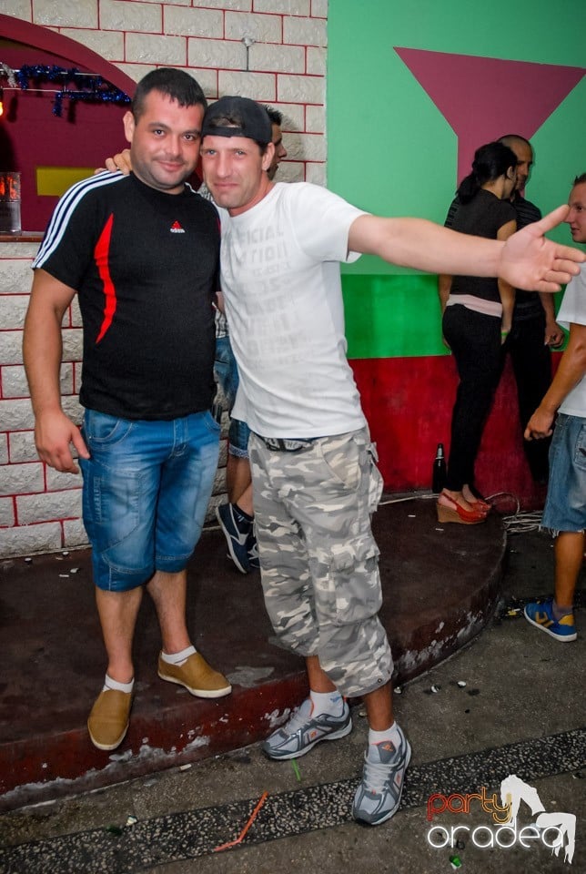 Dj Deka, Royal Party House
