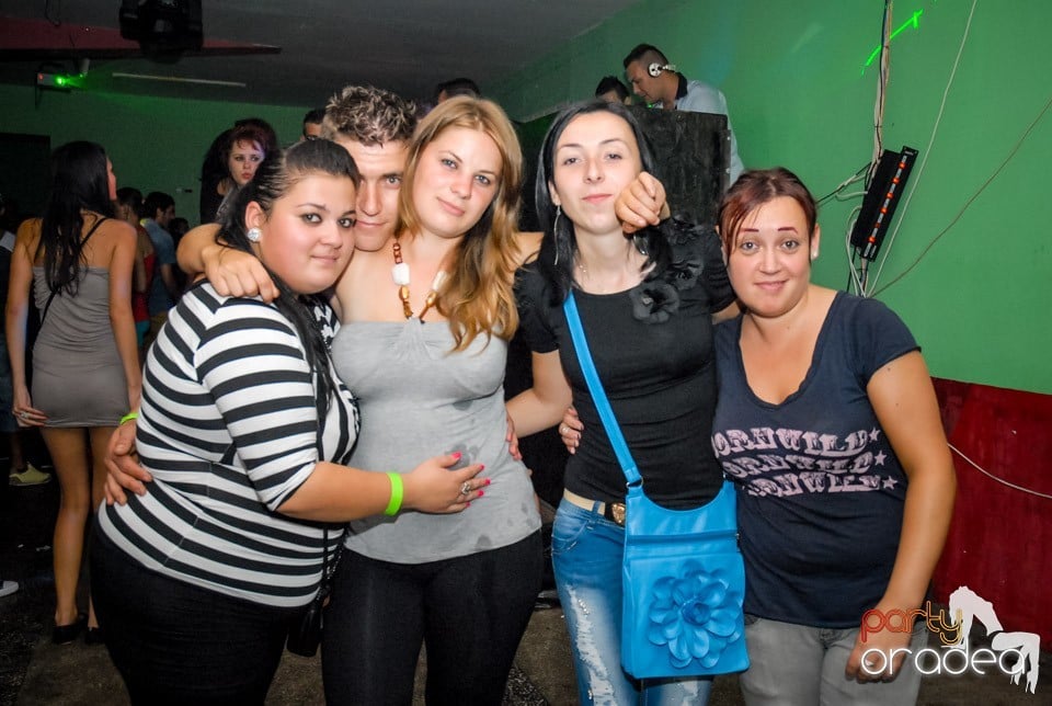 Dj Deka, Royal Party House