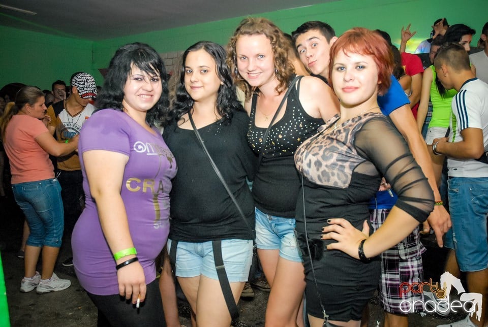 Dj Deka, Royal Party House