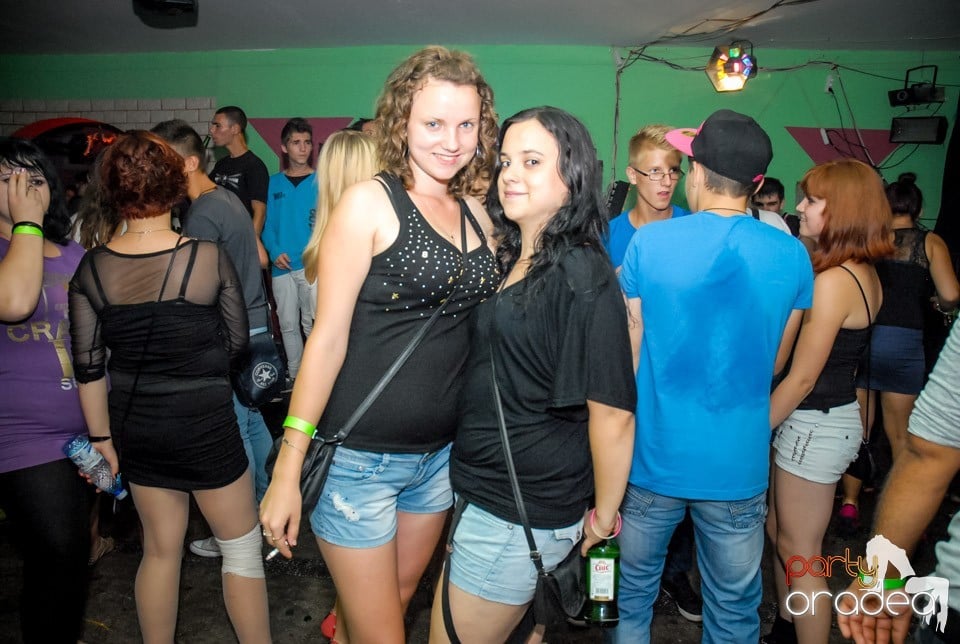 Dj Deka, Royal Party House