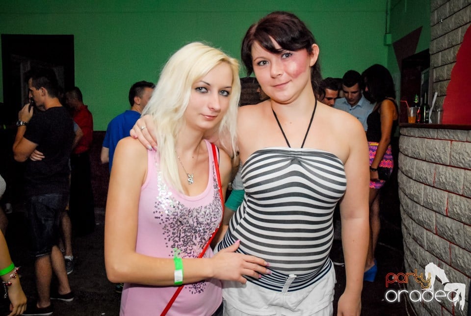 Dj Deka, Royal Party House