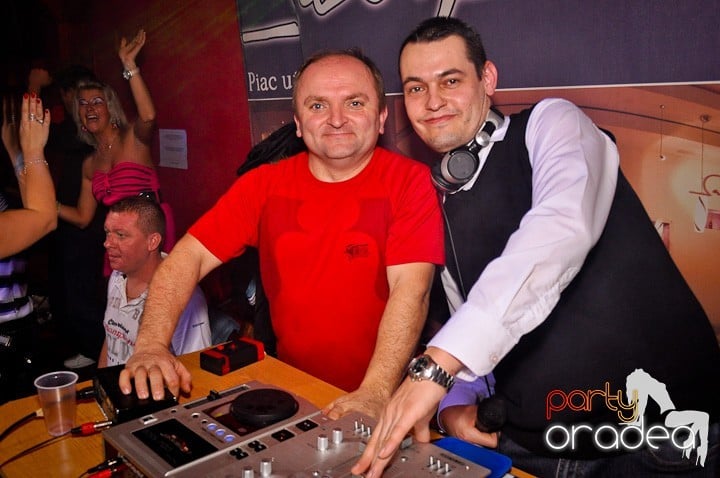 DJ Disco$a de Crăciun în Disco Faház, 