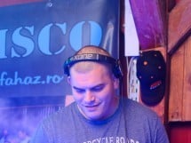 DJ Dumy în Disco Faház