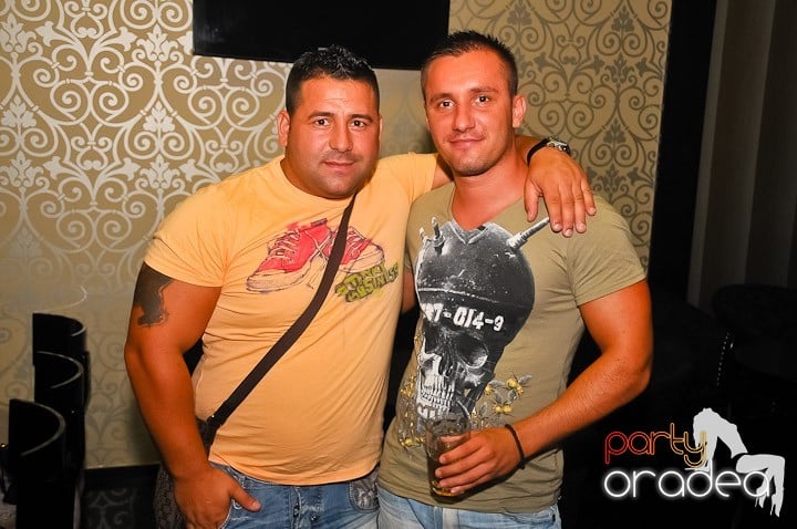 Dj Mahony în Kado Cafe, 